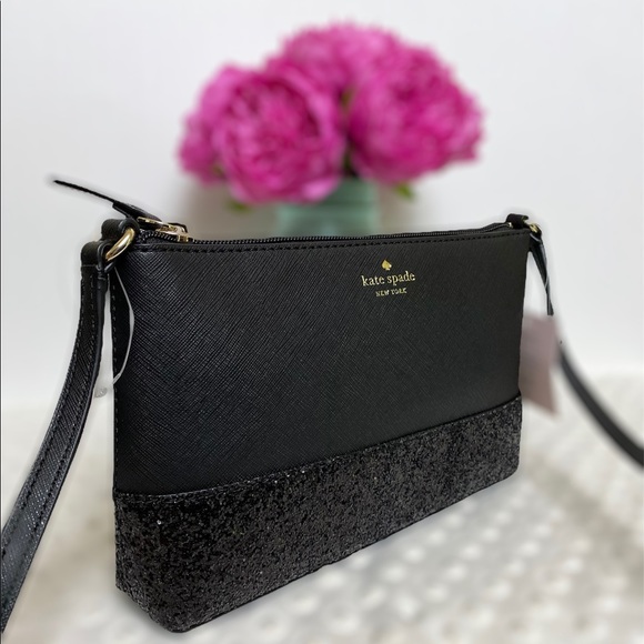 kate spade Handbags - Kate Spade Purse